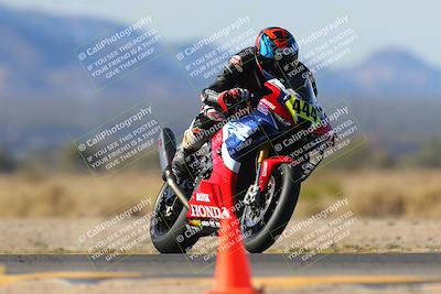 media/Dec-17-2023-CVMA (Sun) [[bf0c04832d]]/Race 2 Amateur Supersport Open/